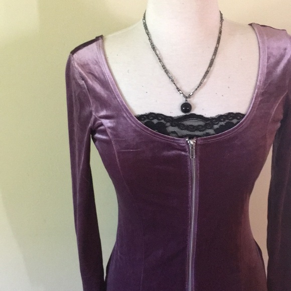 DIVIDED Purple Velvet zip Dress - Picture 3 of 3